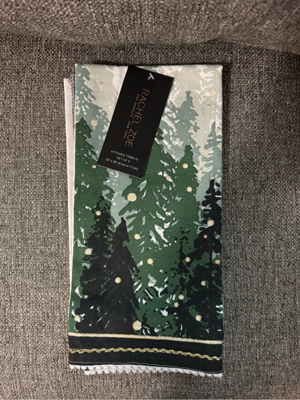 Rachel Zoe Green Forest Holiday Kitchen Hand Towel Set of 3 Brand New Gift